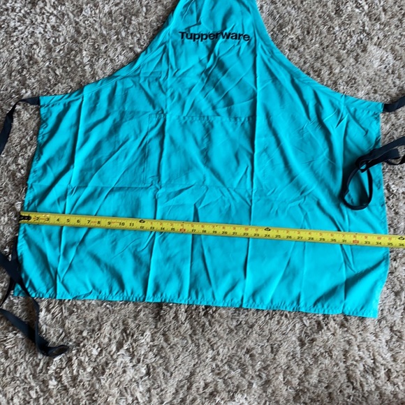 Tupperware Apron - Picture 4 of 4